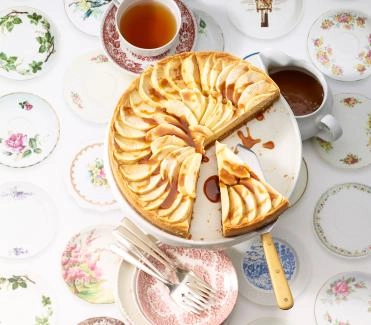 2015-10-apfel-quark-torte-mit-caramelsauce